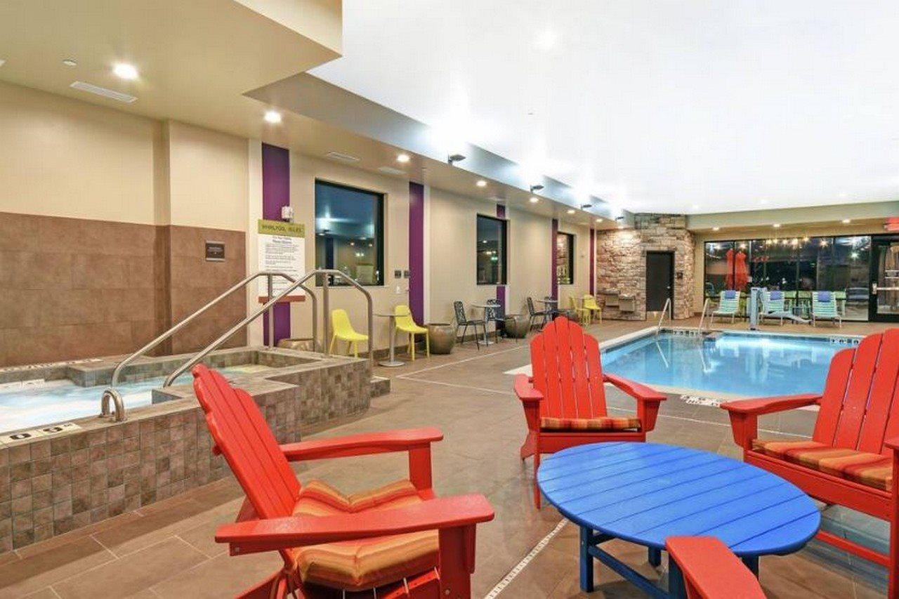 Home2 Suites By Hilton Белойт Экстерьер фото