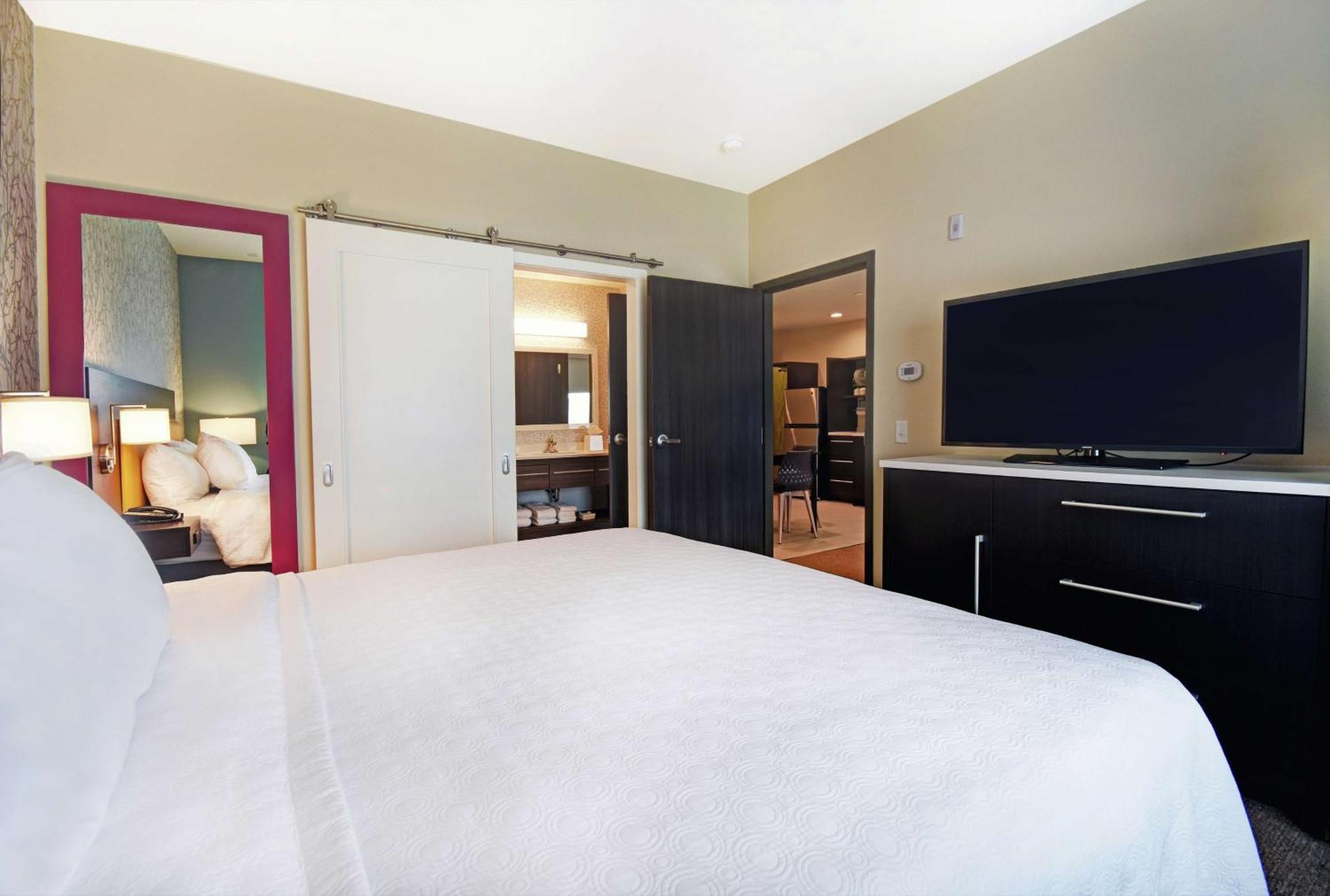 Home2 Suites By Hilton Белойт Экстерьер фото