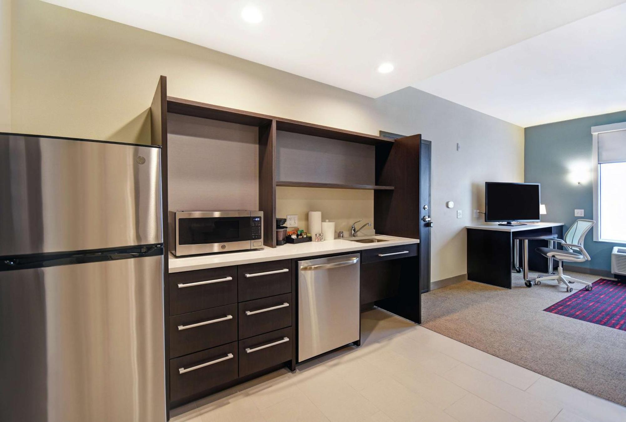Home2 Suites By Hilton Белойт Экстерьер фото